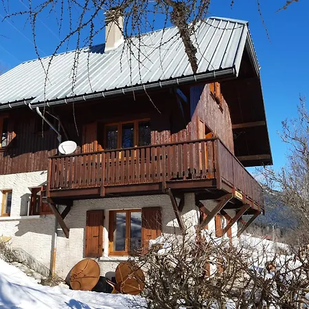 Le Chal'heureux Grand Familial 8 Personnes Holiday home *
